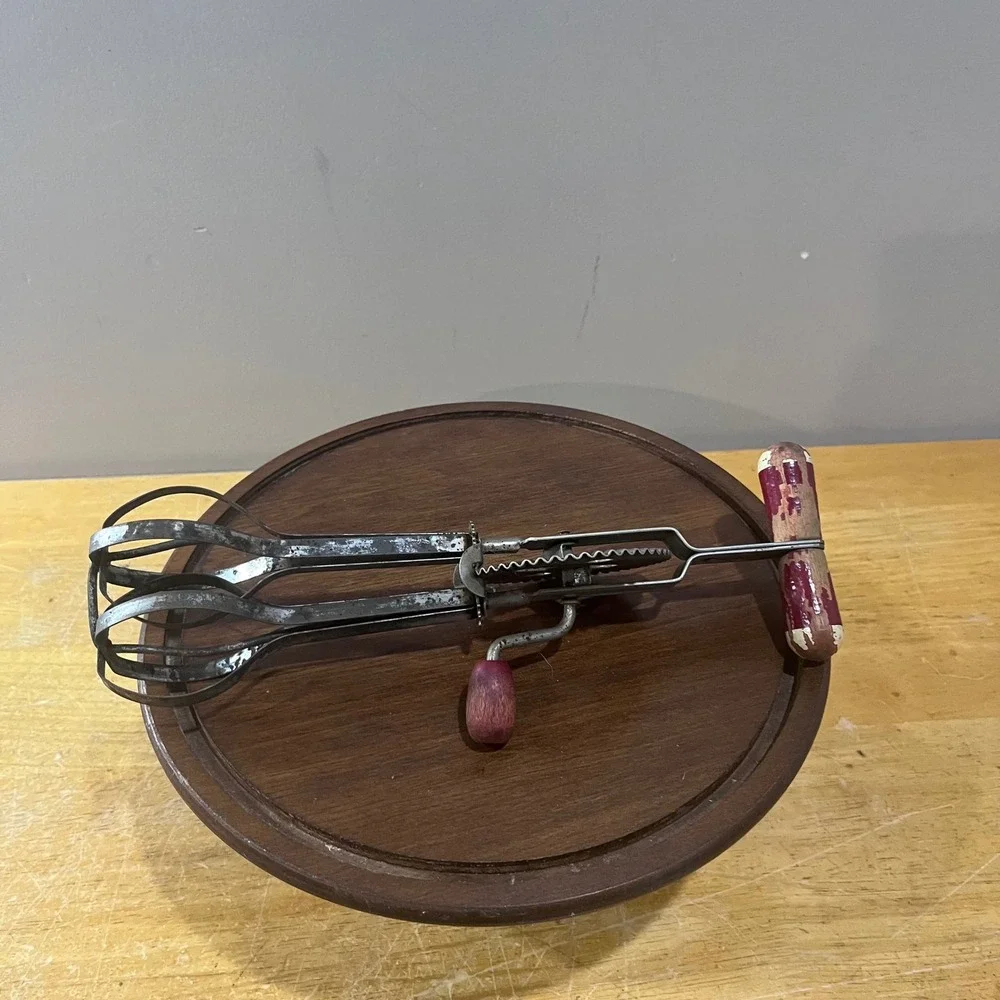 Vtg Center Drive Egg Beater Hand Crank Mixer Red Wood Handle Primitive